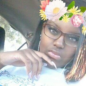 Meet your Posher, Niya_